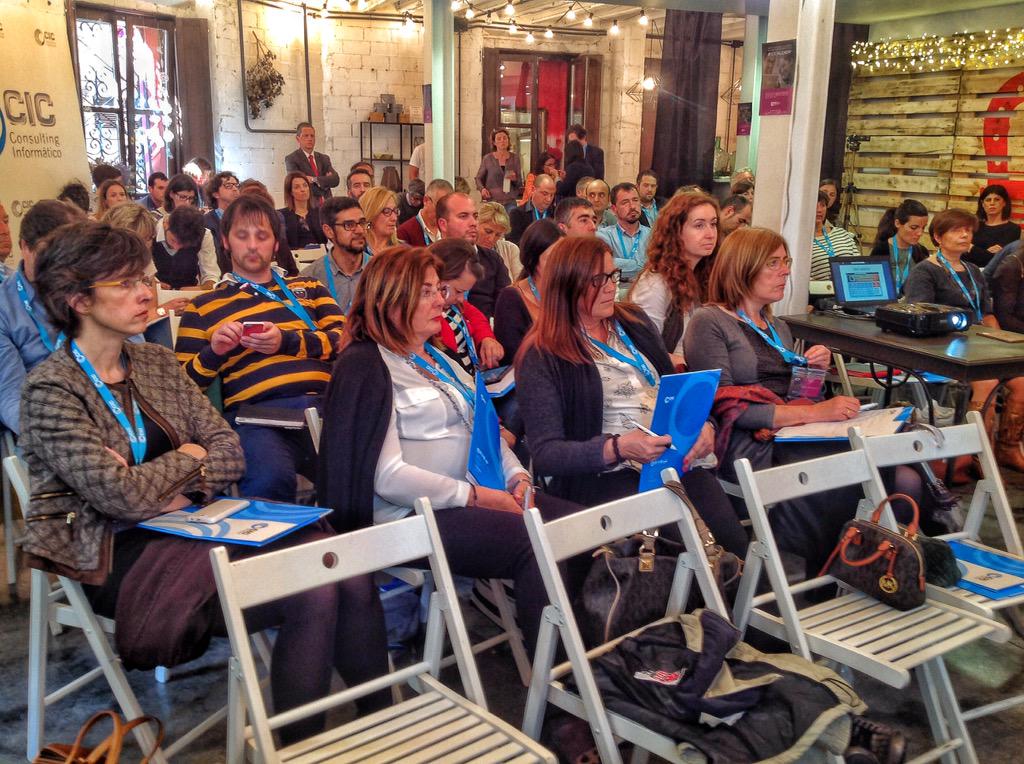 SOCIALIZADAY, jornada de marketing digital y redes sociales