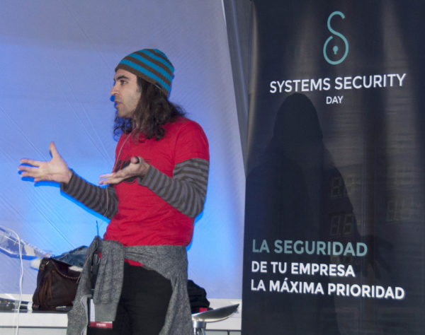 Resumen del Systems Security Day #SSDAY16 - Chema Alonso, CEO de Eleven Paths